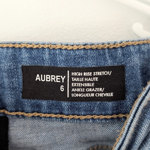 Buffalo David Bitton Blue Ankle Cropped Jeans - Picture 4 of 7